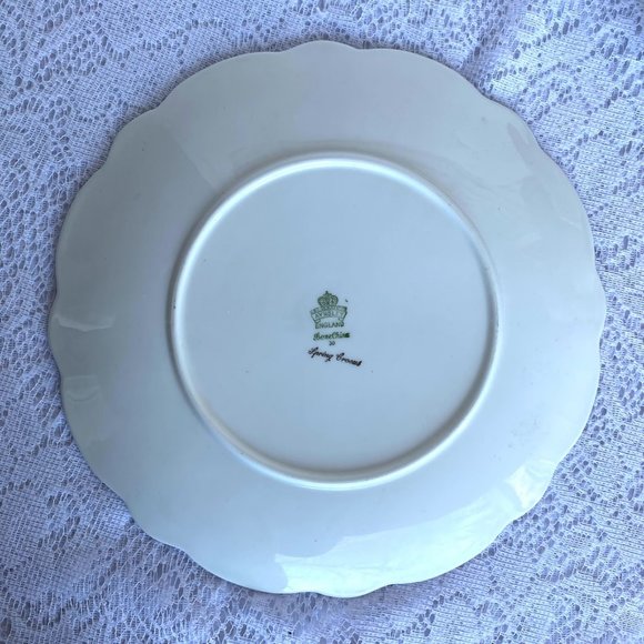 AYNSLEY “Spring Crocus” Dinner Plate - Glossy White, Platinum Trim - Picture 3 of 3